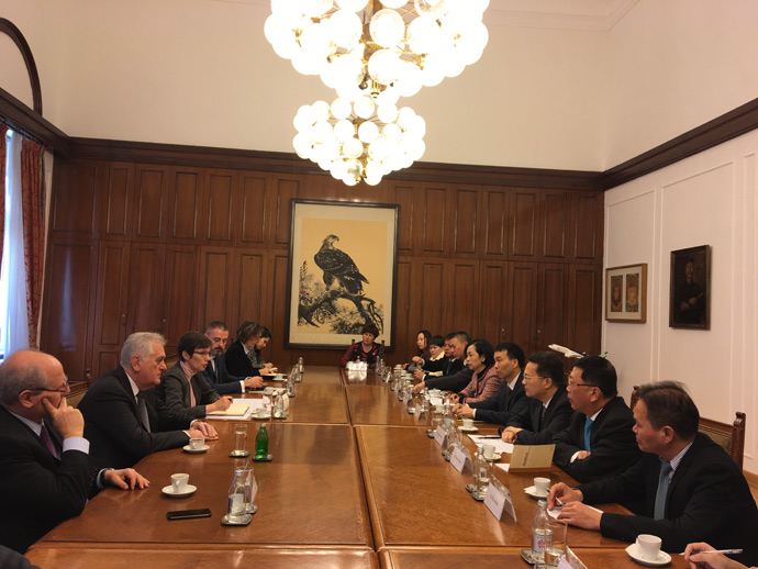  Council President Nikolić in talks with Fujian delegation: I would like our cooperation to be made complete with investment in Serbia-based joint production 
